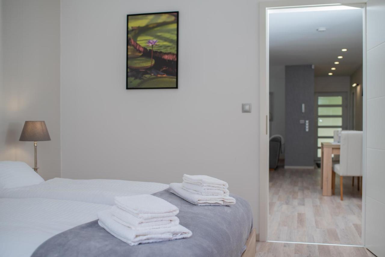 Twins Apartman Hévíz Exterior foto